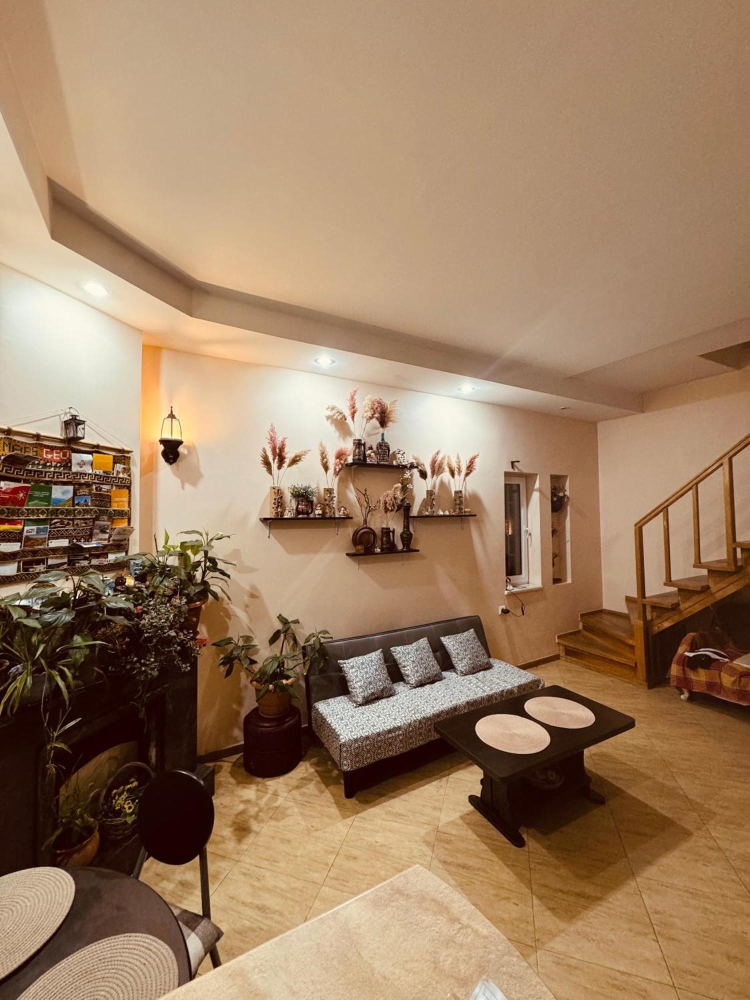 Sky Guest House Tiflis Dış mekan fotoğraf