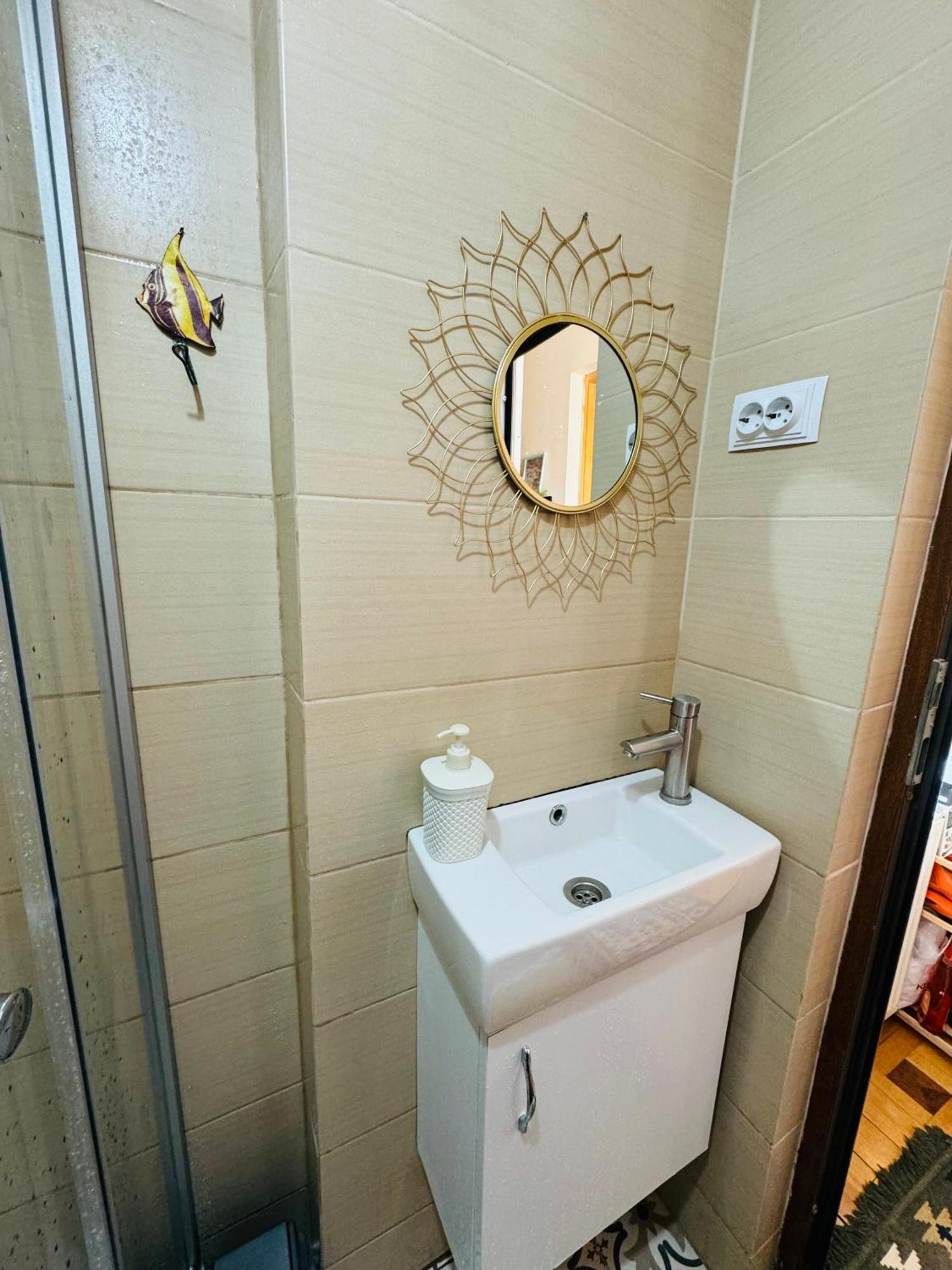 Sky Guest House Tiflis Dış mekan fotoğraf