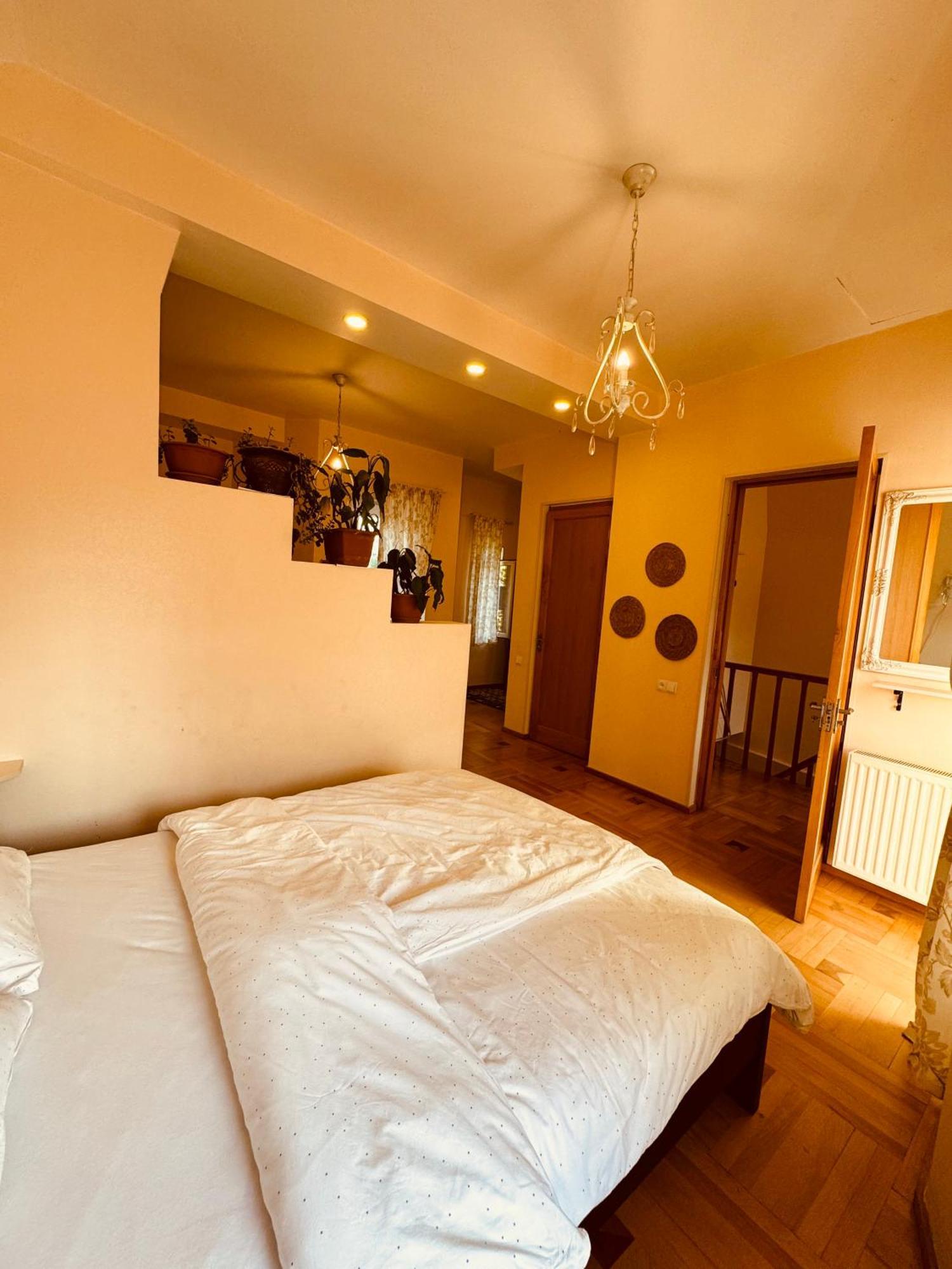 Sky Guest House Tiflis Dış mekan fotoğraf
