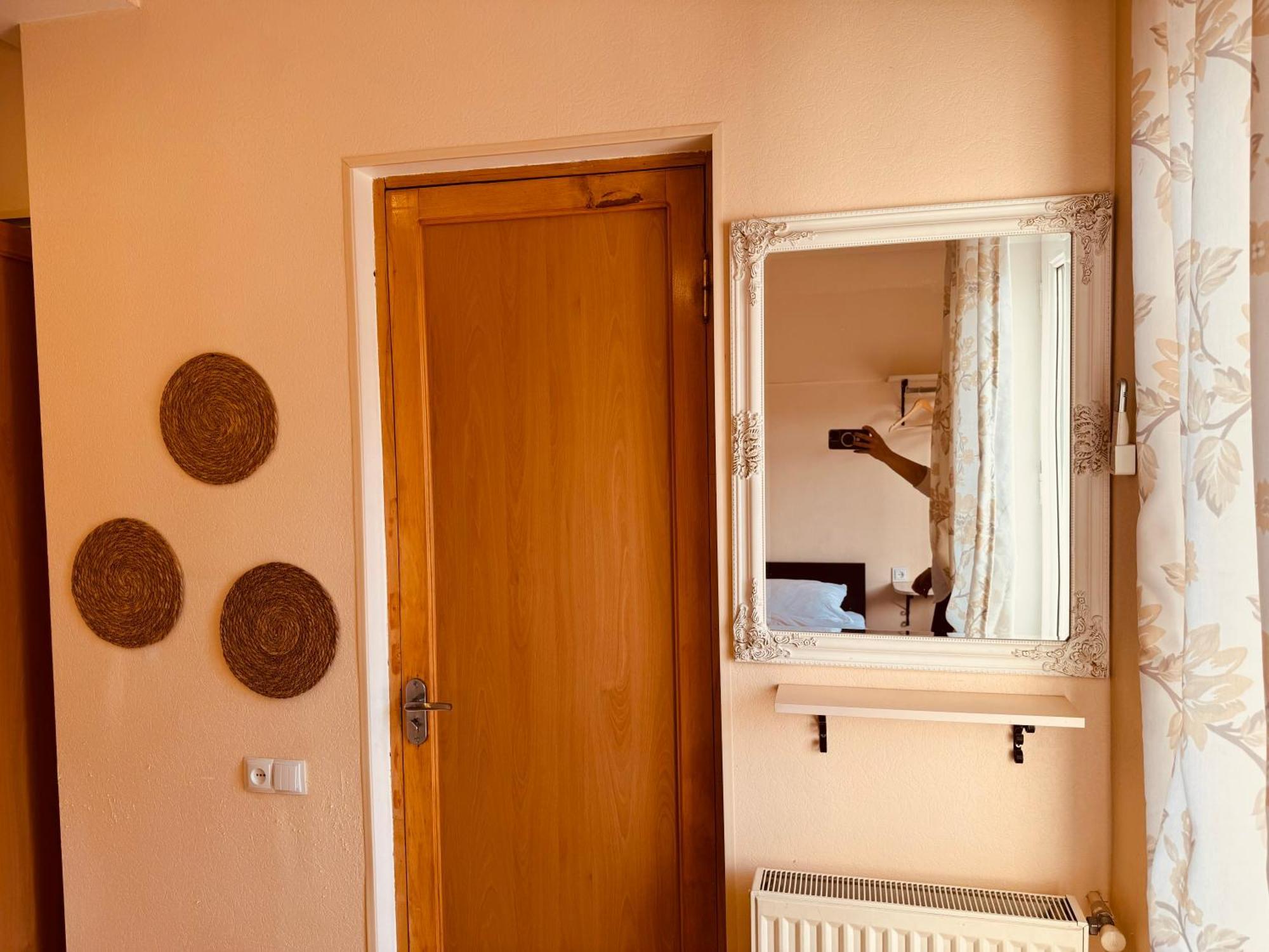 Sky Guest House Tiflis Dış mekan fotoğraf