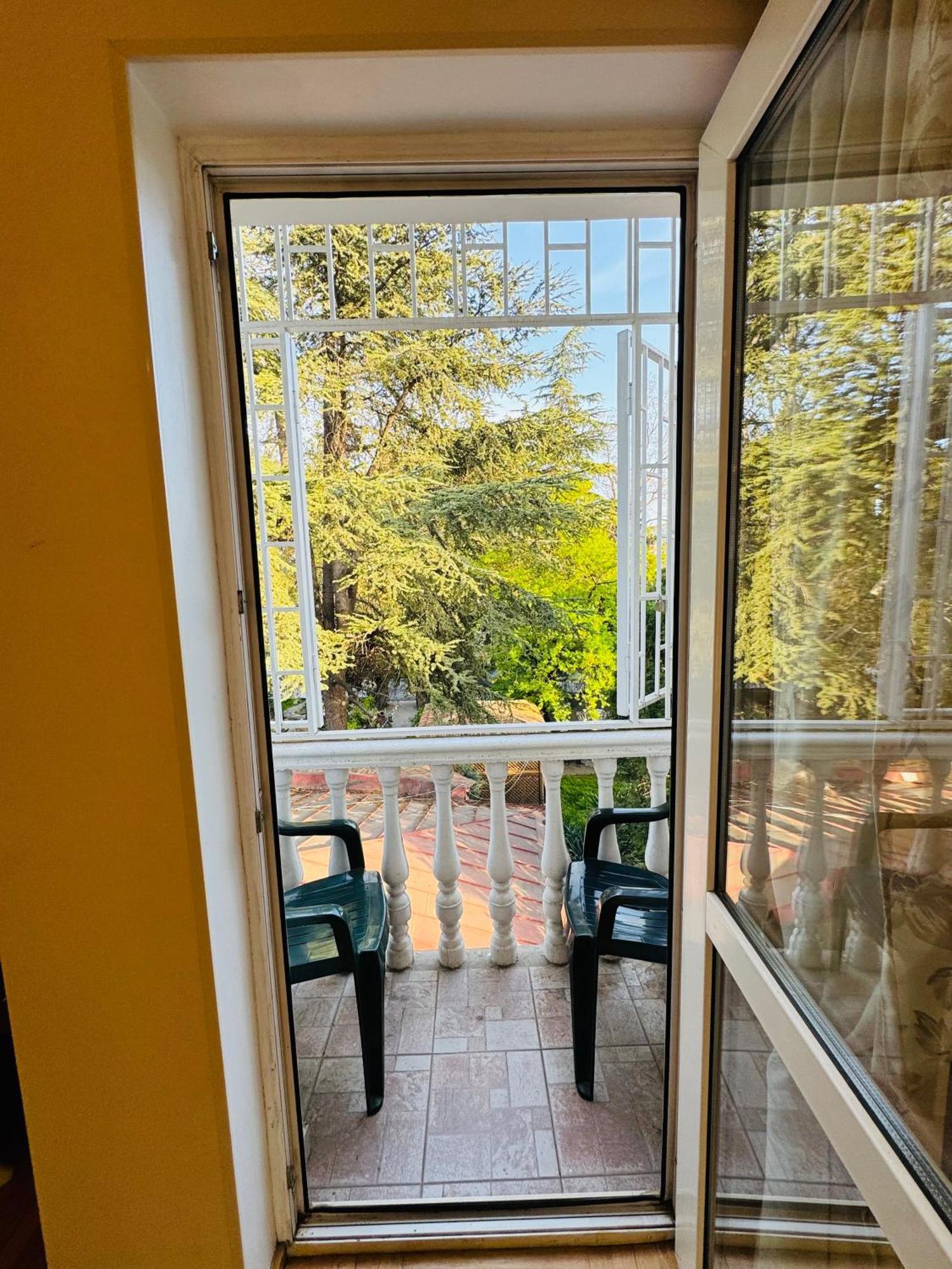 Sky Guest House Tiflis Dış mekan fotoğraf